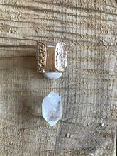 Load image into Gallery viewer, Chunky white turquoise stone ring
